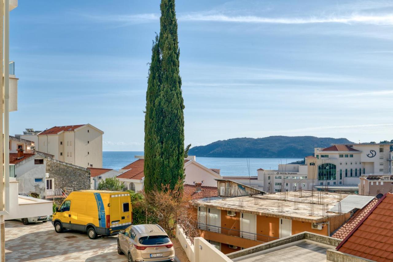 Ivanovic Residences Budva Bagian luar foto