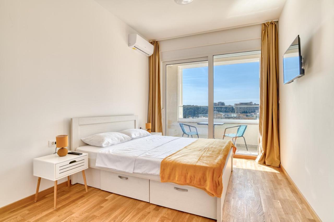 Ivanovic Residences Budva Bagian luar foto